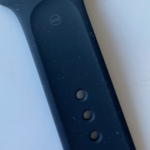 FINAL SALE! NEW Apple Watch Series 4 Band - Picture 2 of 3